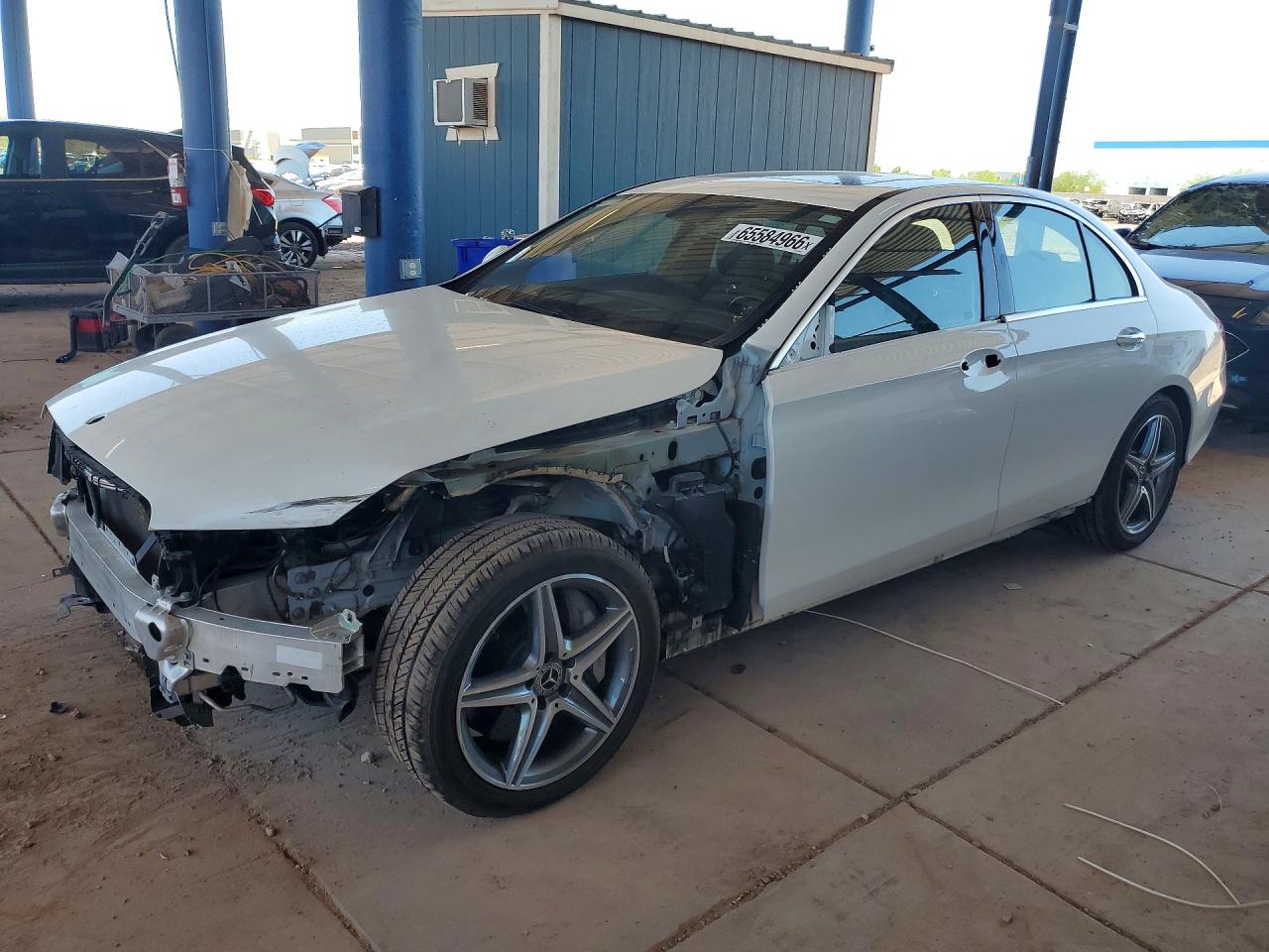 2019 MERCEDES-BENZ E 300  