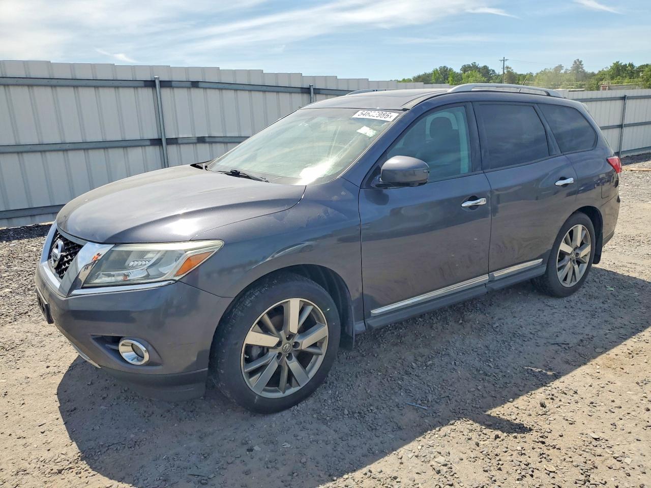 2014 NISSAN PATHFINDER S  