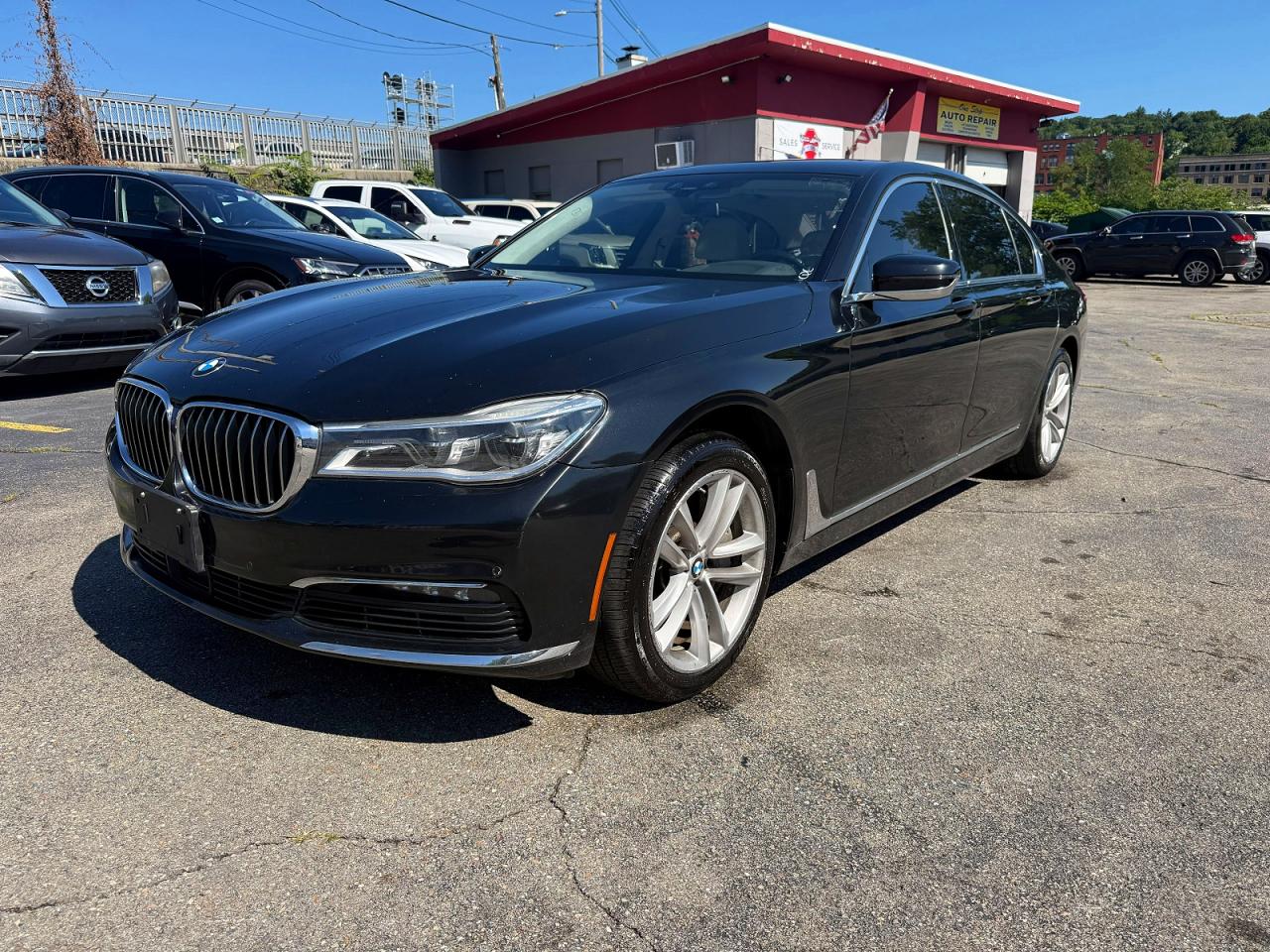 2018 BMW 750 XI  