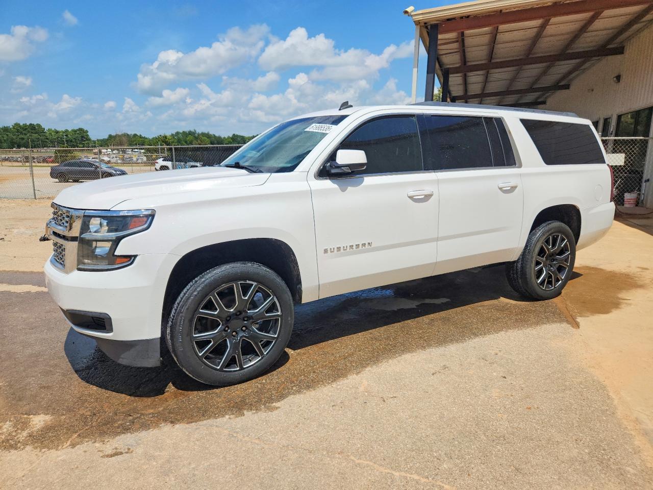 2015 CHEVROLET SUBURBAN C1500 LS  