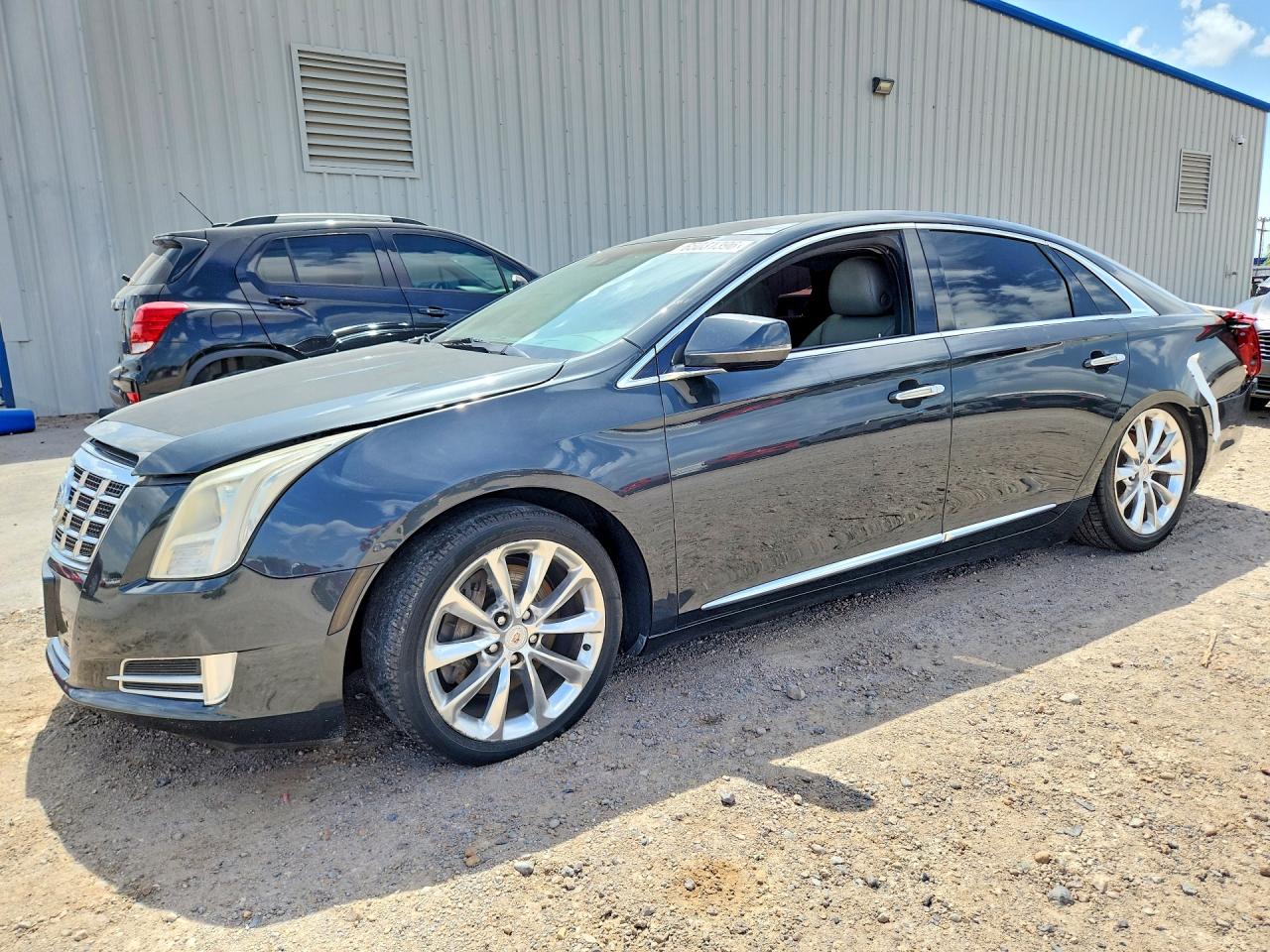 2013 CADILLAC XTS LUXURY COLLECTION  