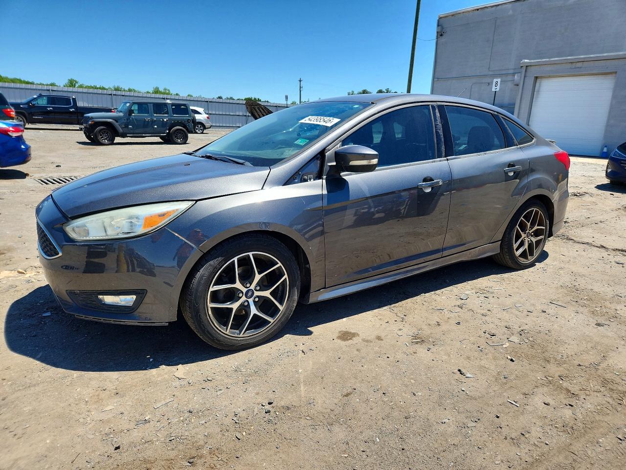 2015 FORD FOCUS SE  