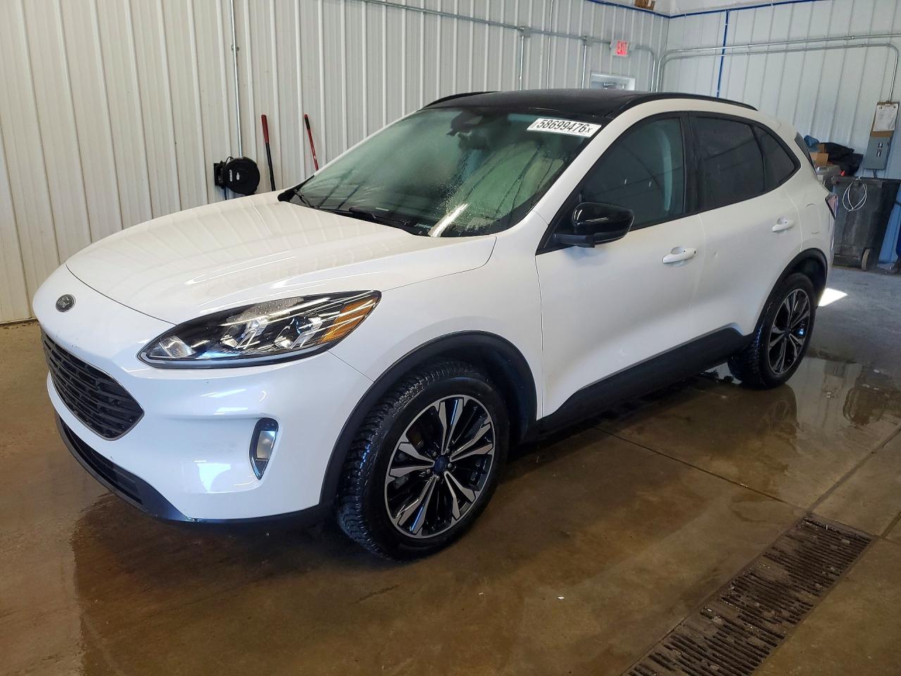 2022 FORD ESCAPE SEL  