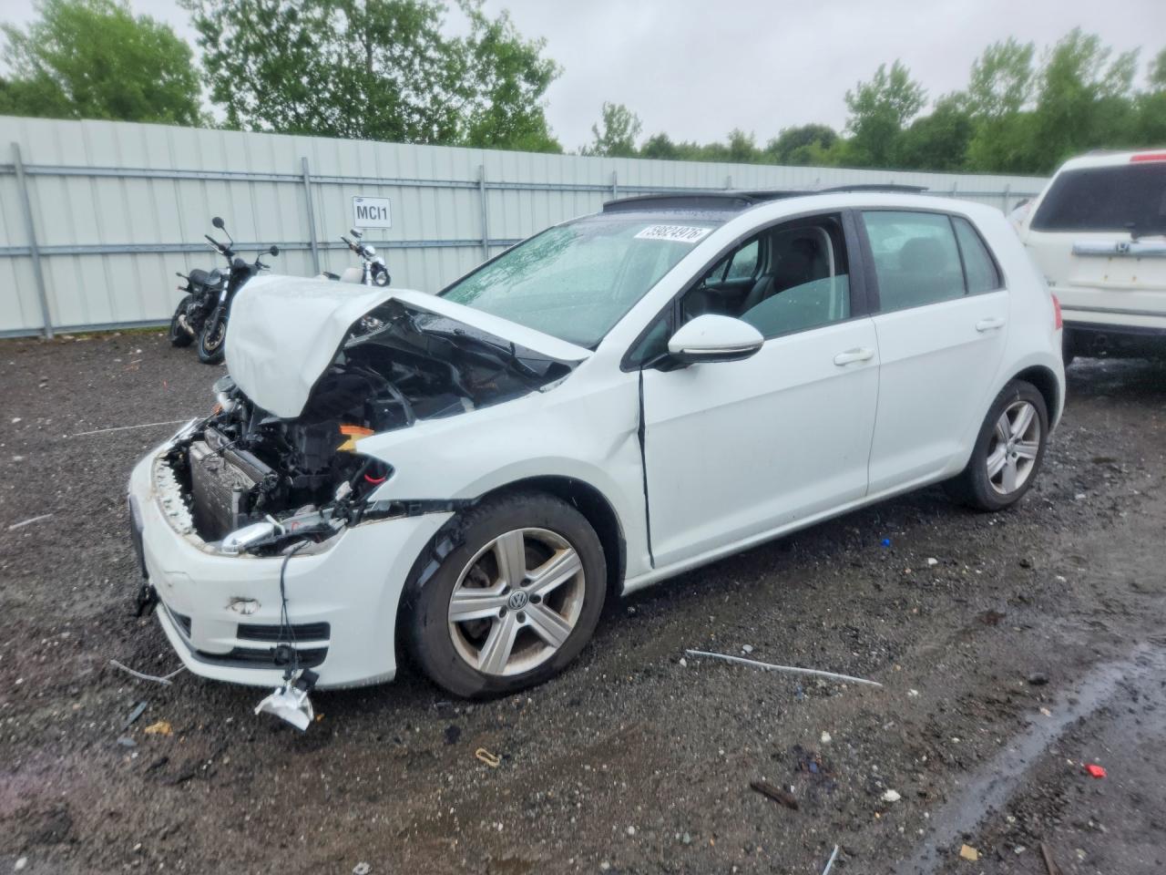 2017 VOLKSWAGEN GOLF S  