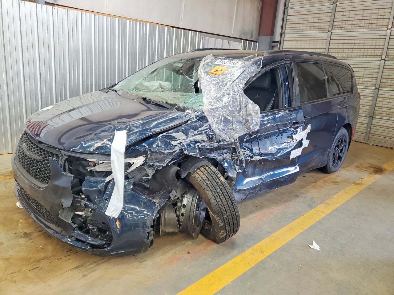 2024 CHRYSLER PACIFICA HYBRID SELECT  