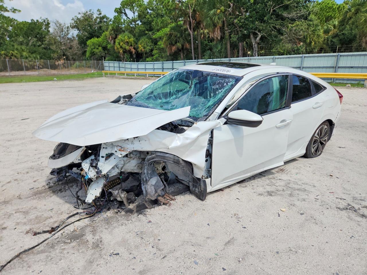 2016 HONDA CIVIC EX  