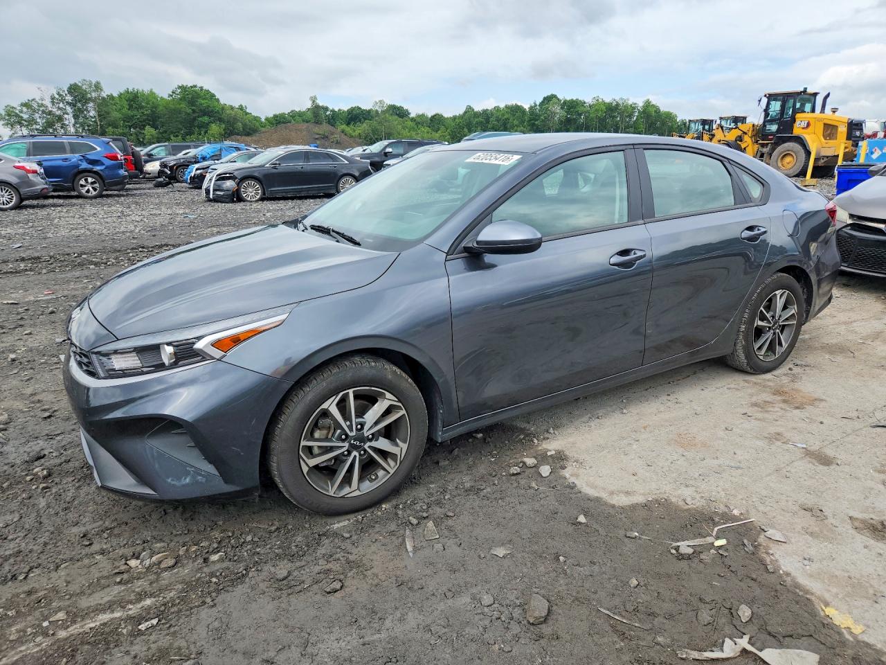 2024 KIA FORTE LXS  