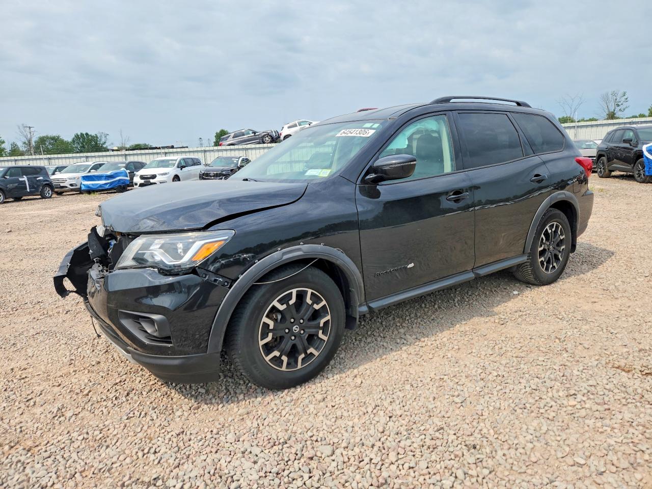 2020 NISSAN PATHFINDER SV  