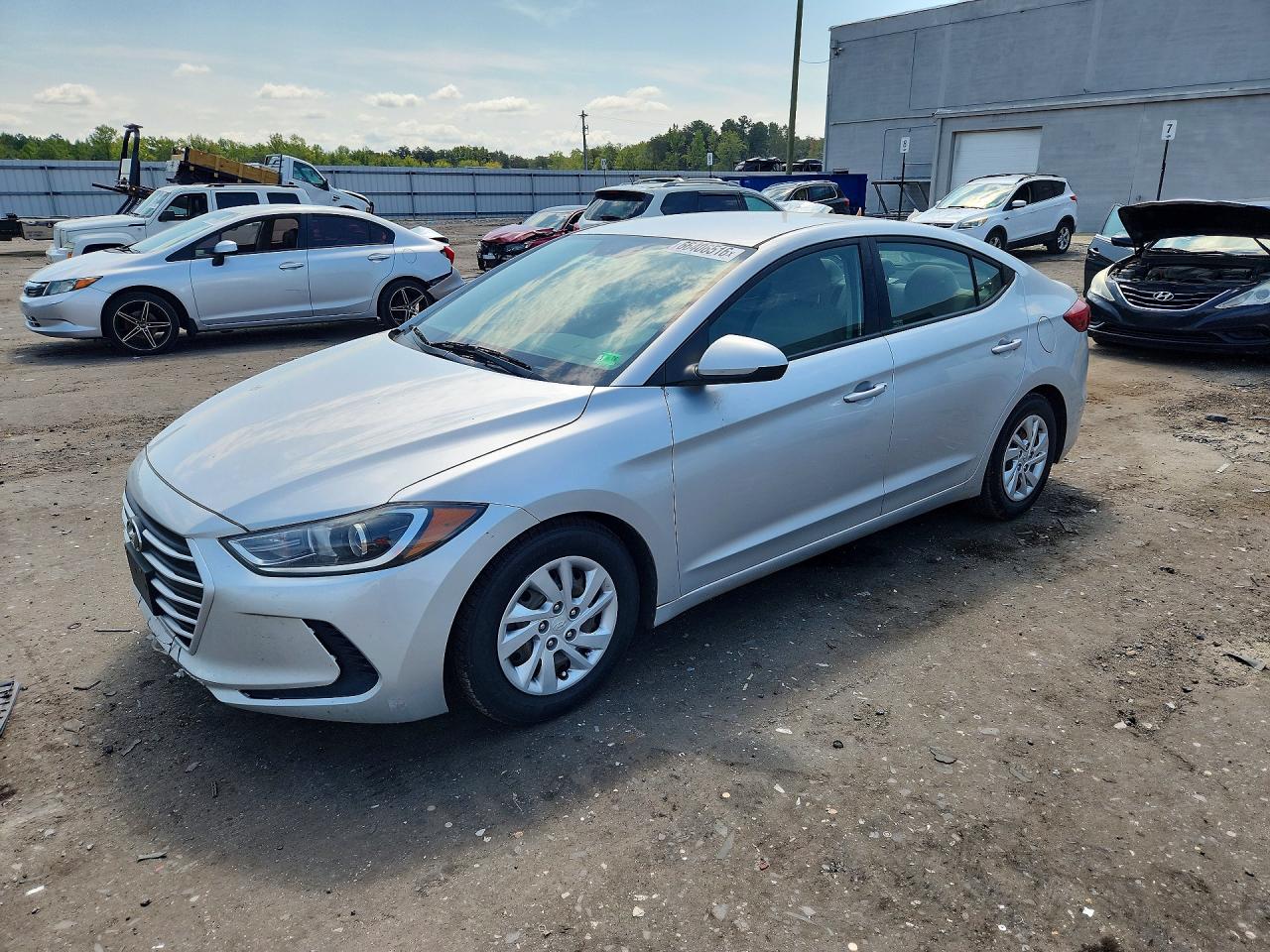 2018 HYUNDAI ELANTRA SE  