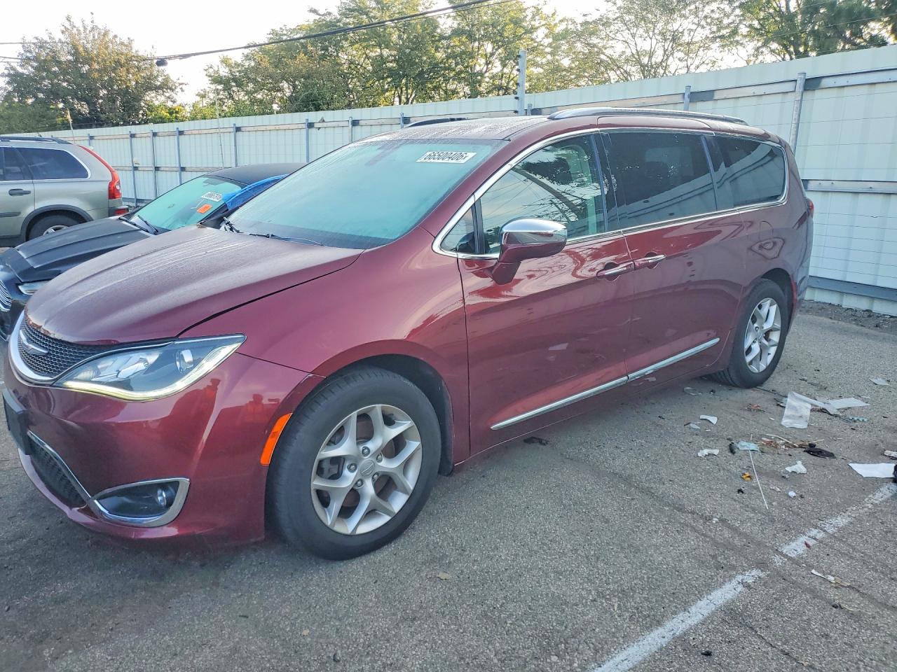 2019 CHRYSLER PACIFICA LIMITED  