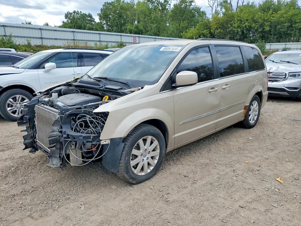 2014 CHRYSLER TOWN & COUNTRY TOURING  
