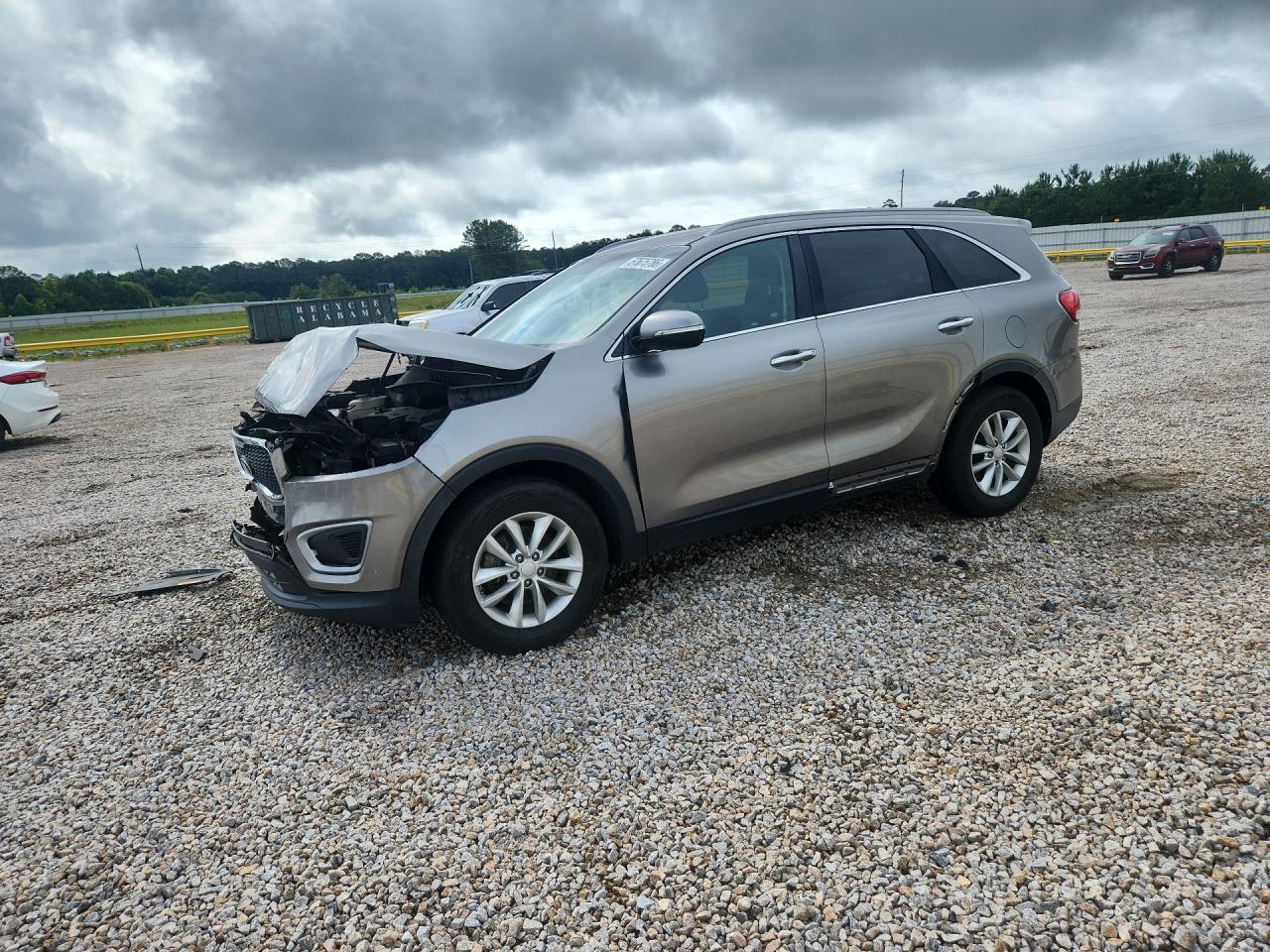 2018 KIA SORENTO LX  