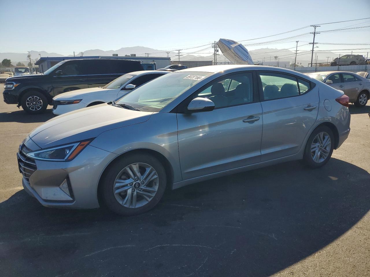 2020 HYUNDAI ELANTRA SEL  