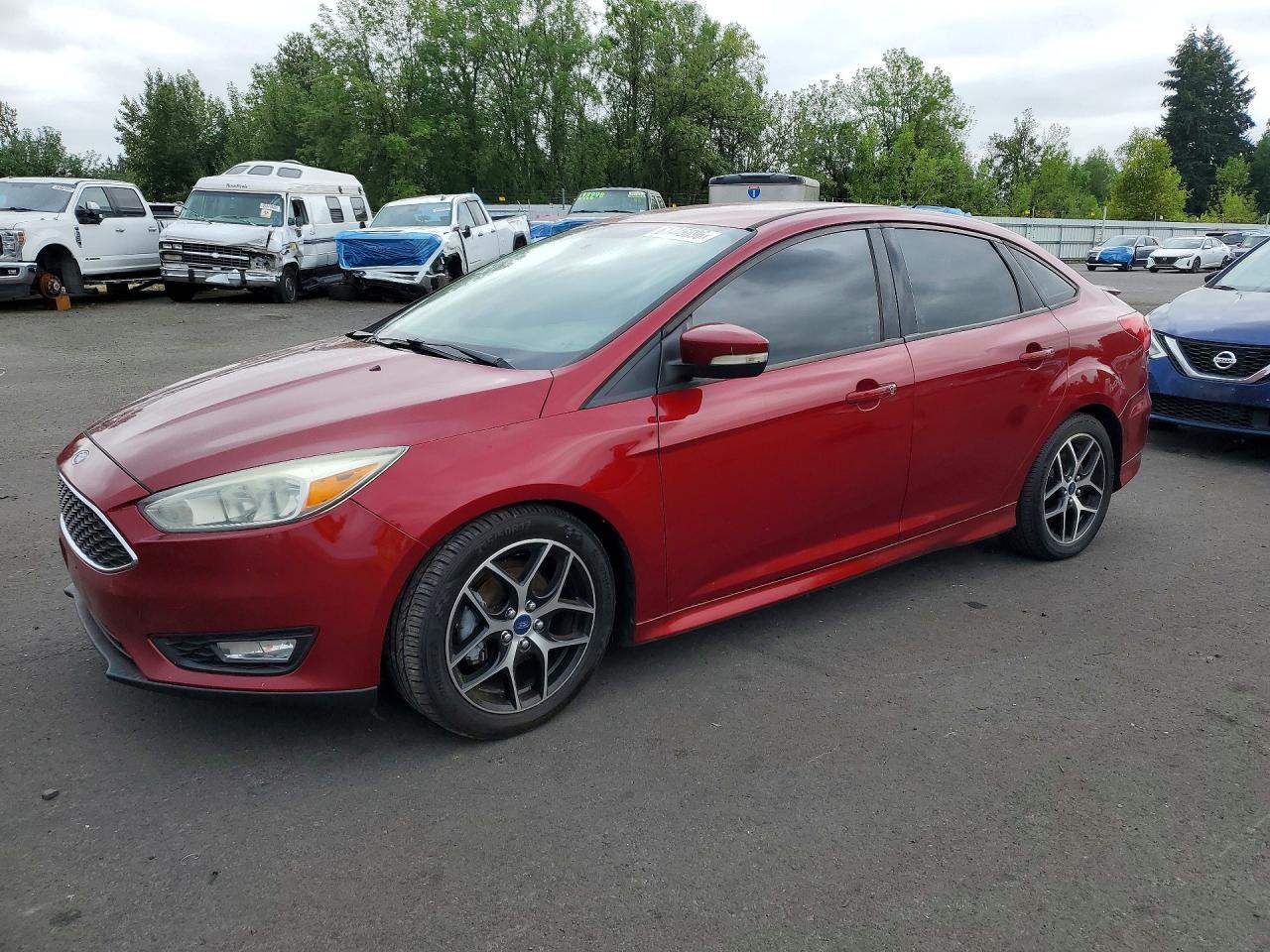 2015 FORD FOCUS SE  
