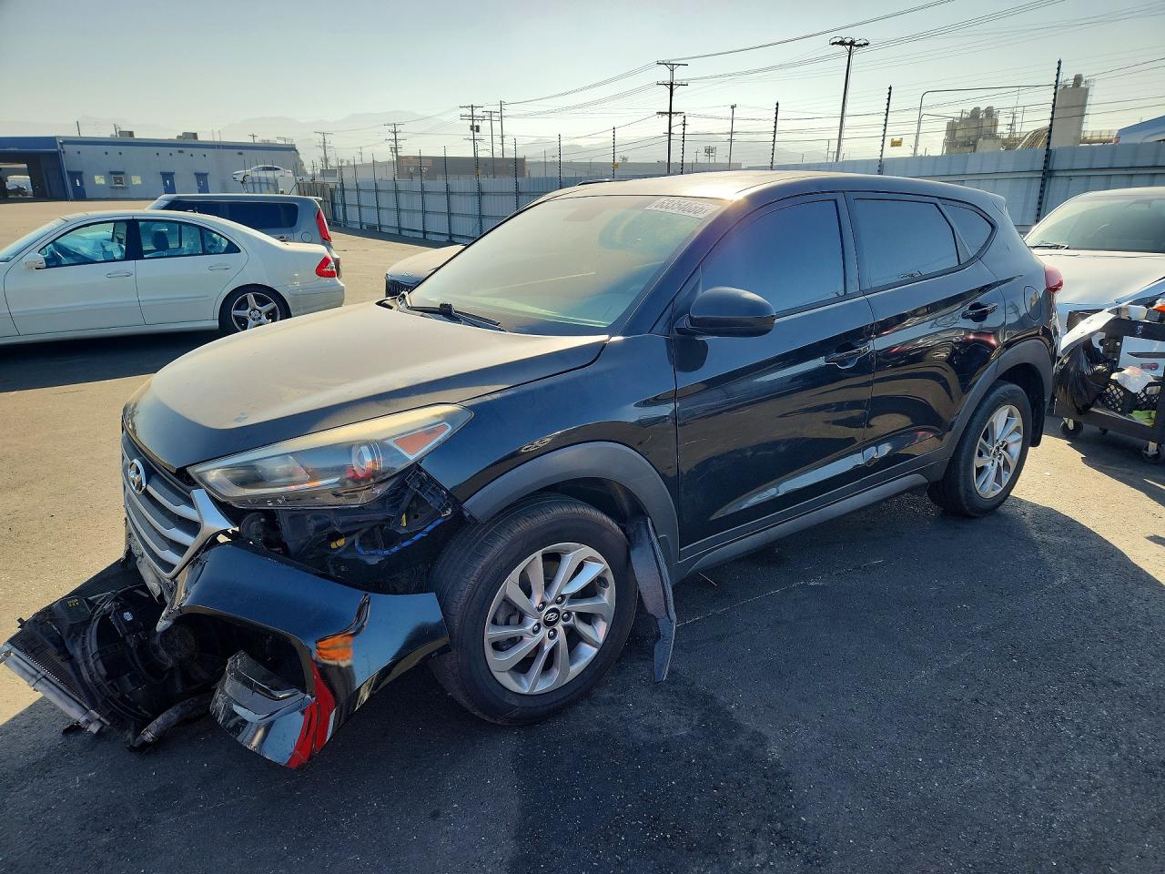 2017 HYUNDAI TUCSON SE  
