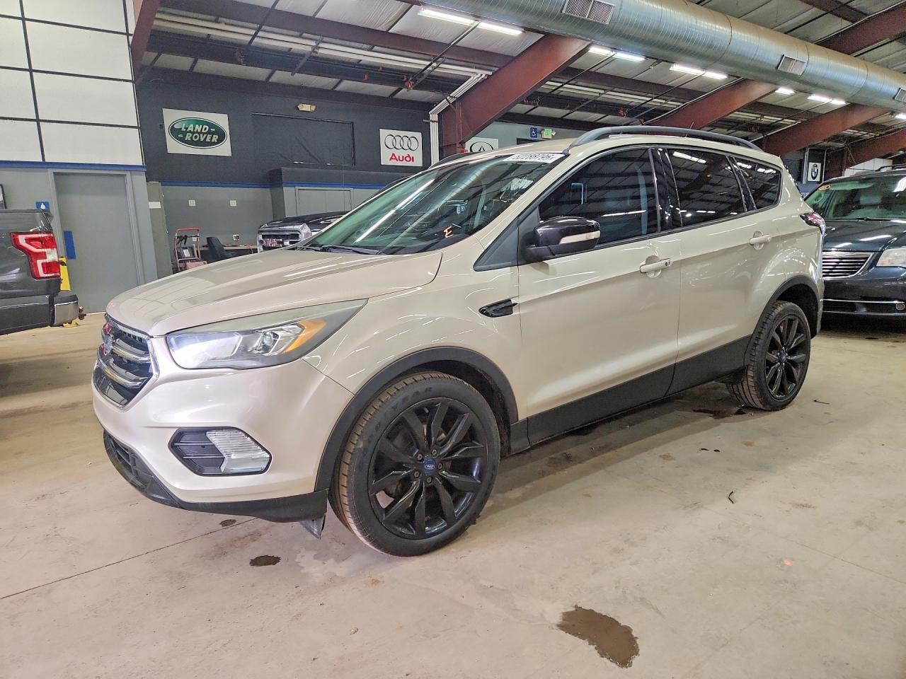 2017 FORD ESCAPE TITANIUM  