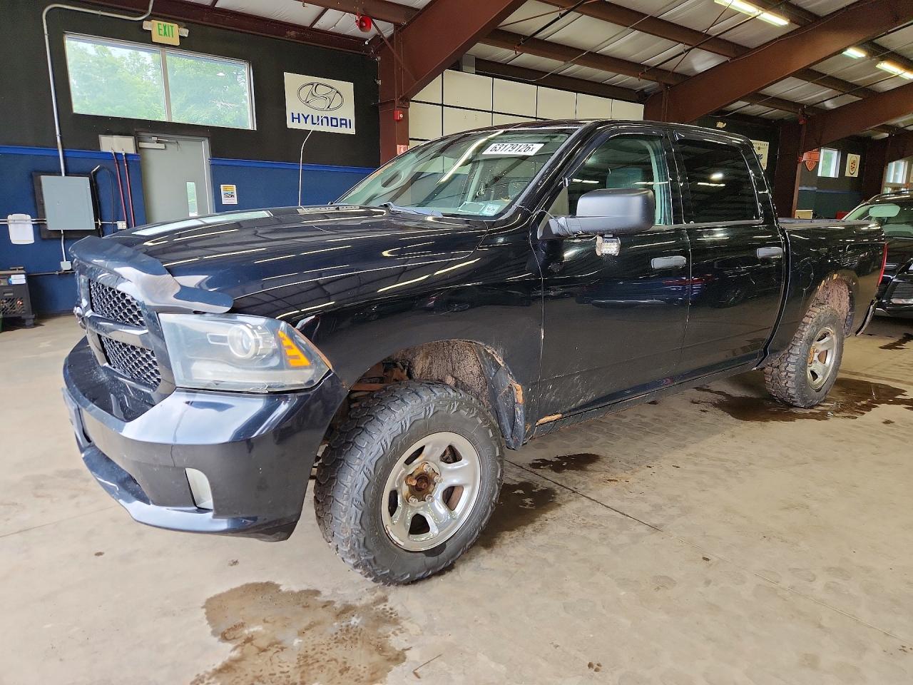 2014 RAM 1500 ST  