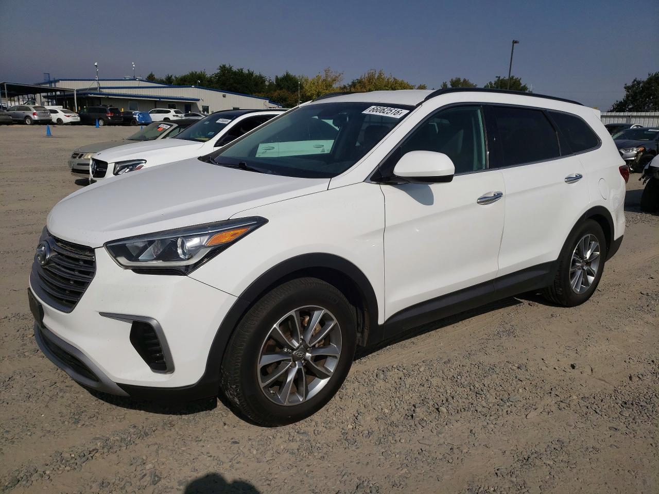 2018 HYUNDAI SANTA FE SE  
