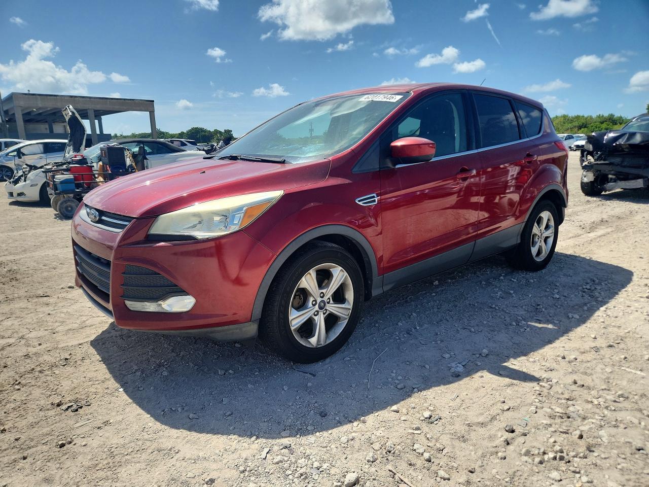 2016 FORD ESCAPE SE  