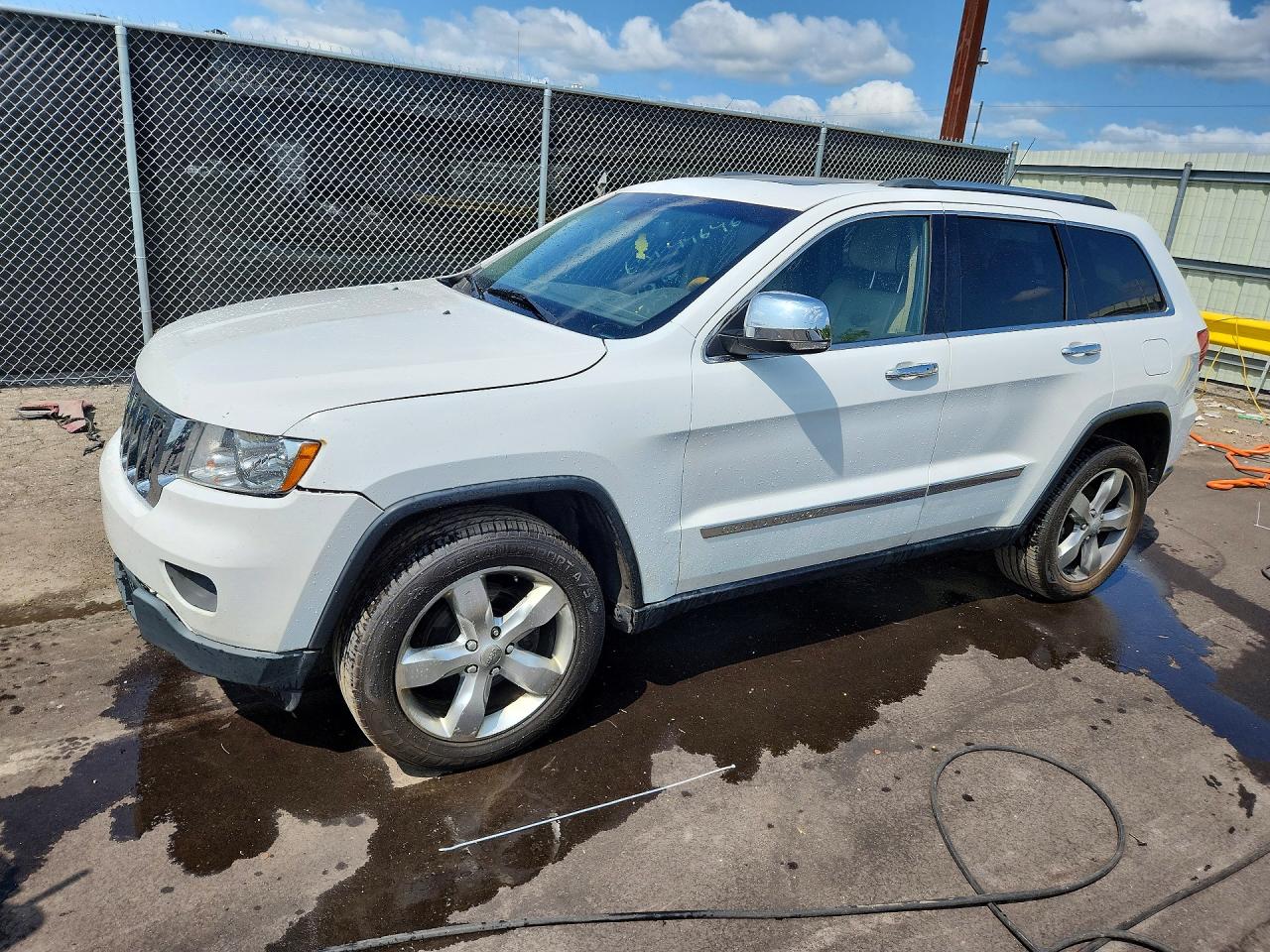 2013 JEEP GRAND CHEROKEE OVERLAND  