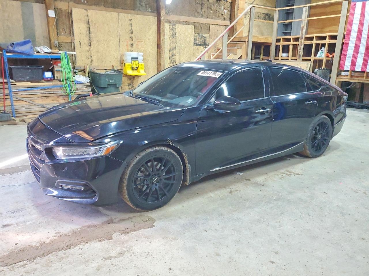 2019 HONDA ACCORD TOURING  