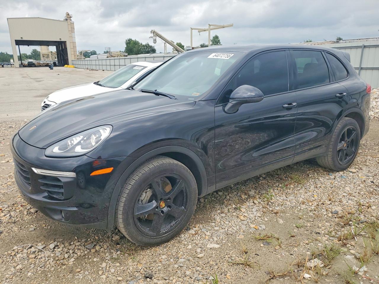 2015 PORSCHE CAYENNE S  