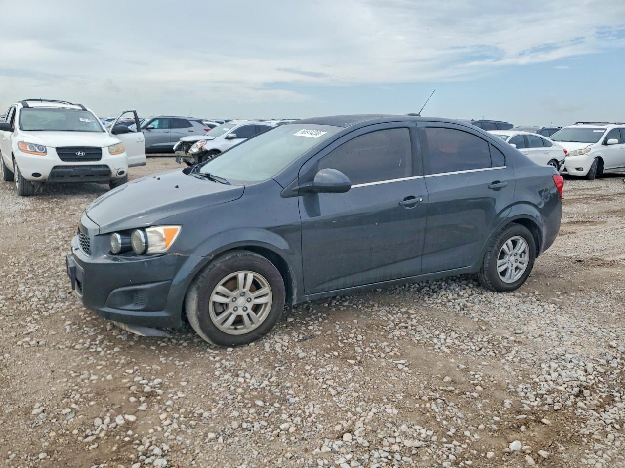 2015 CHEVROLET SONIC LT  