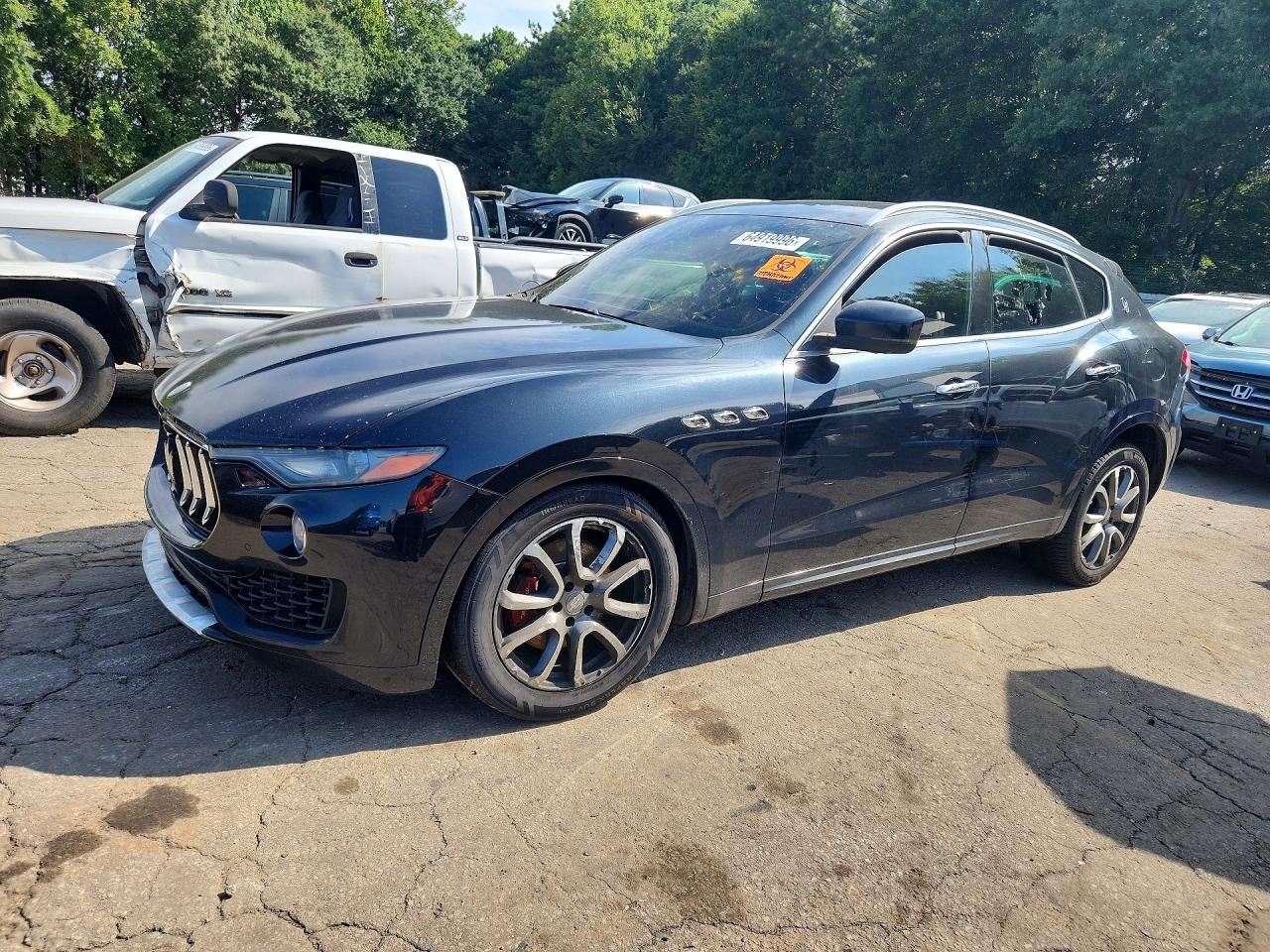 2017 MASERATI LEVANTE LUXURY  