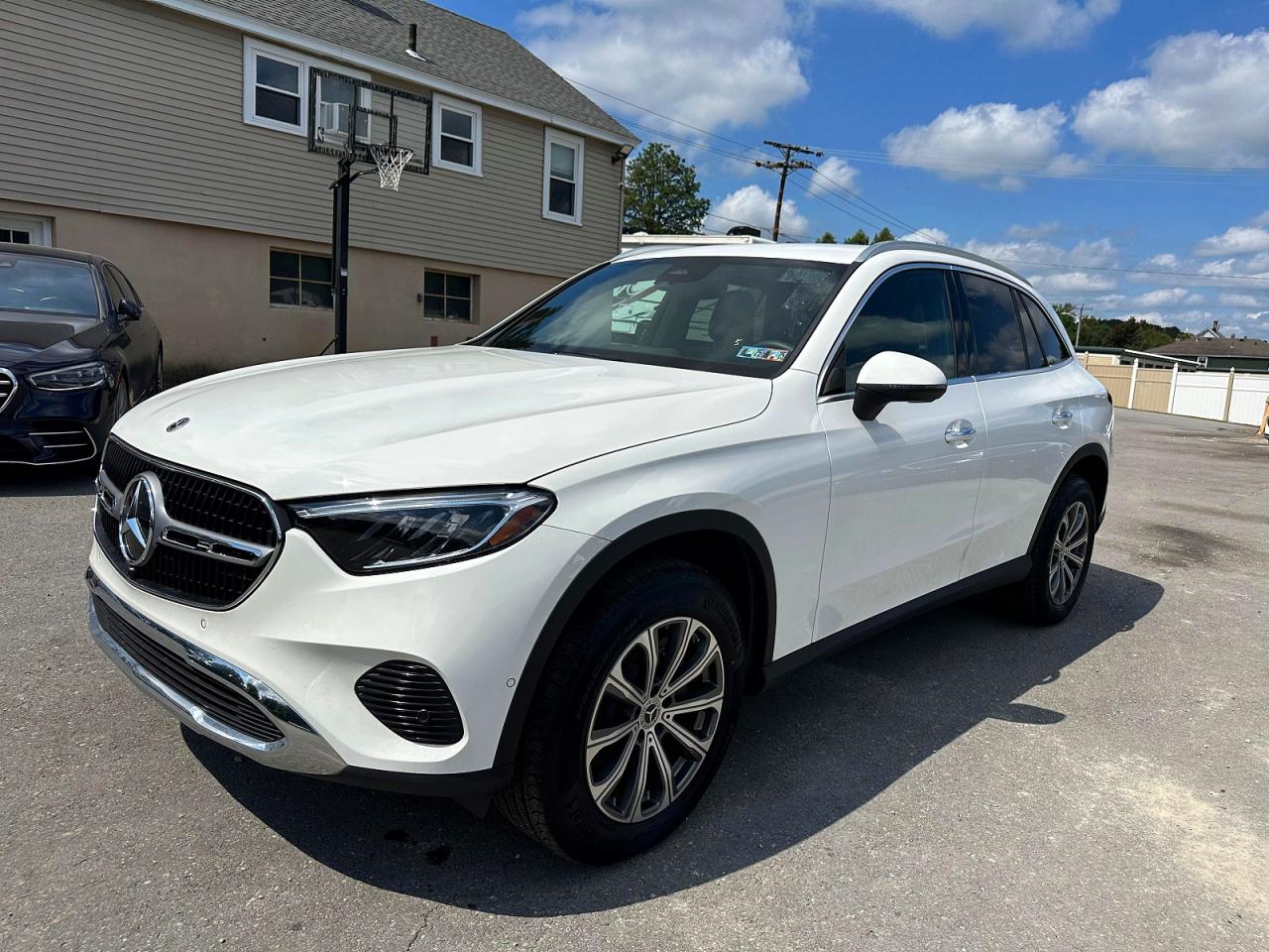 2024 MERCEDES-BENZ GLC 300 4MATIC  
