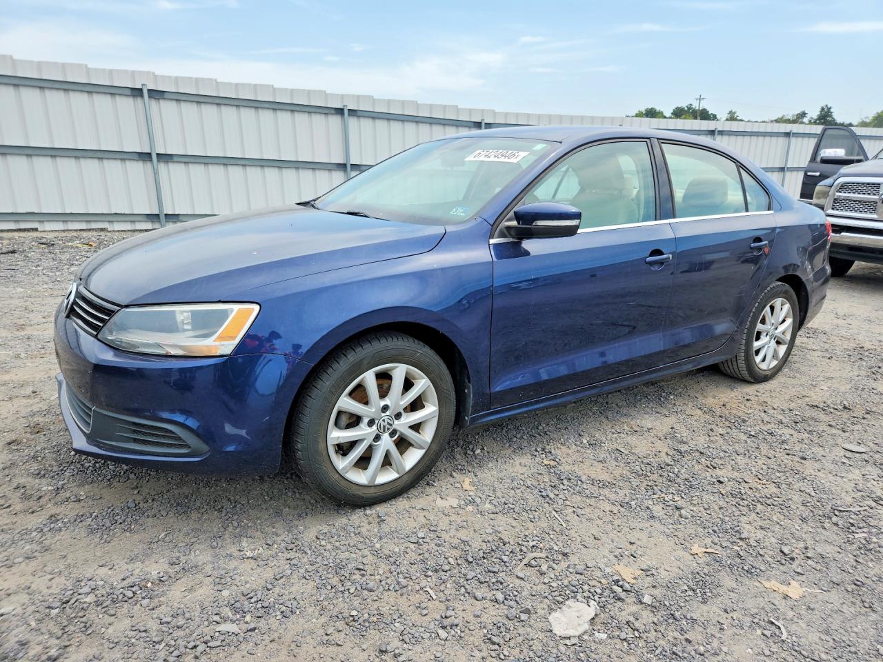 2014 VOLKSWAGEN JETTA SE  