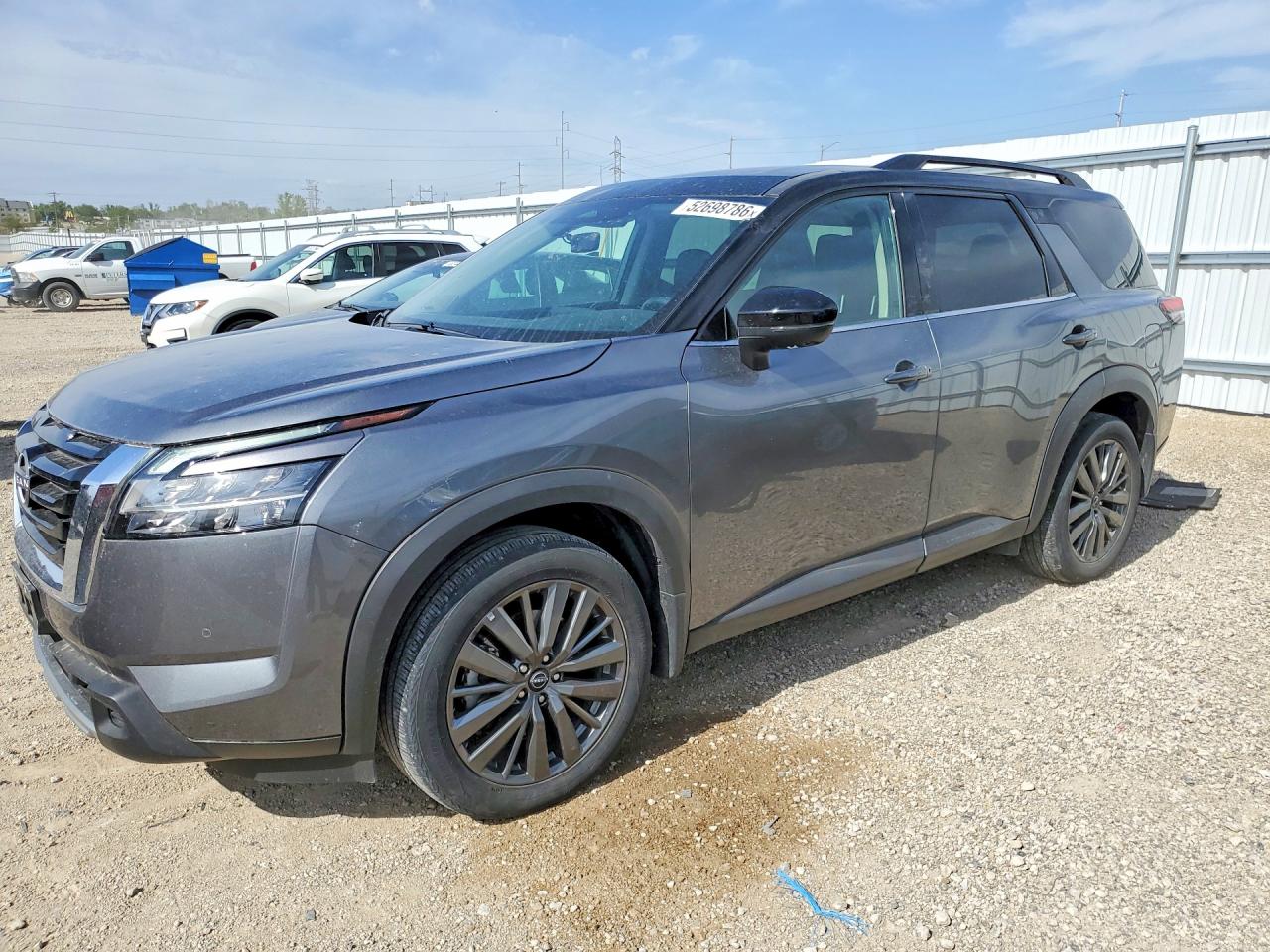 2024 NISSAN PATHFINDER SL  