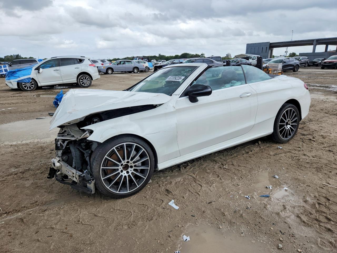 2023 MERCEDES-BENZ C 300  