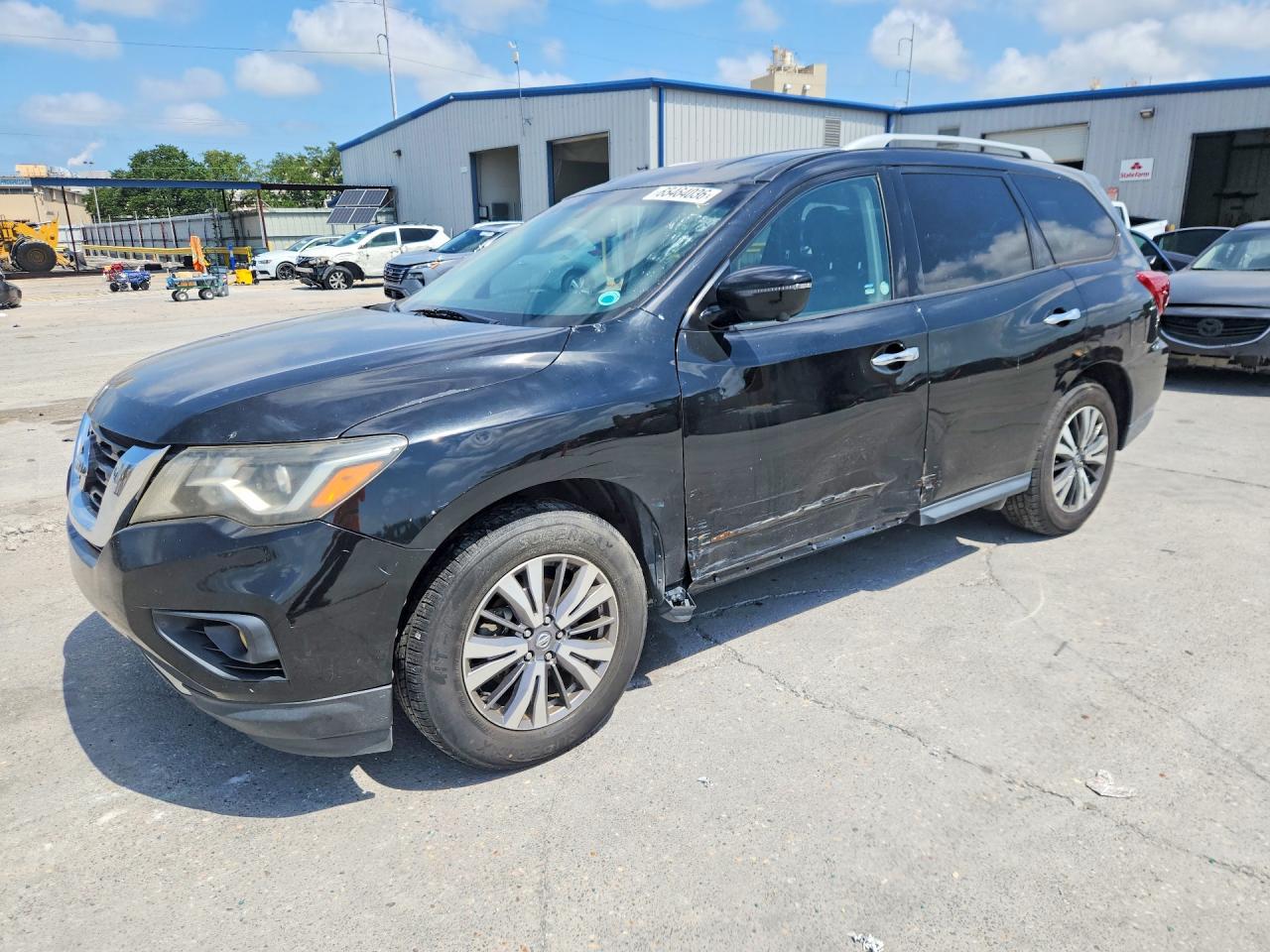 2019 NISSAN PATHFINDER SL  