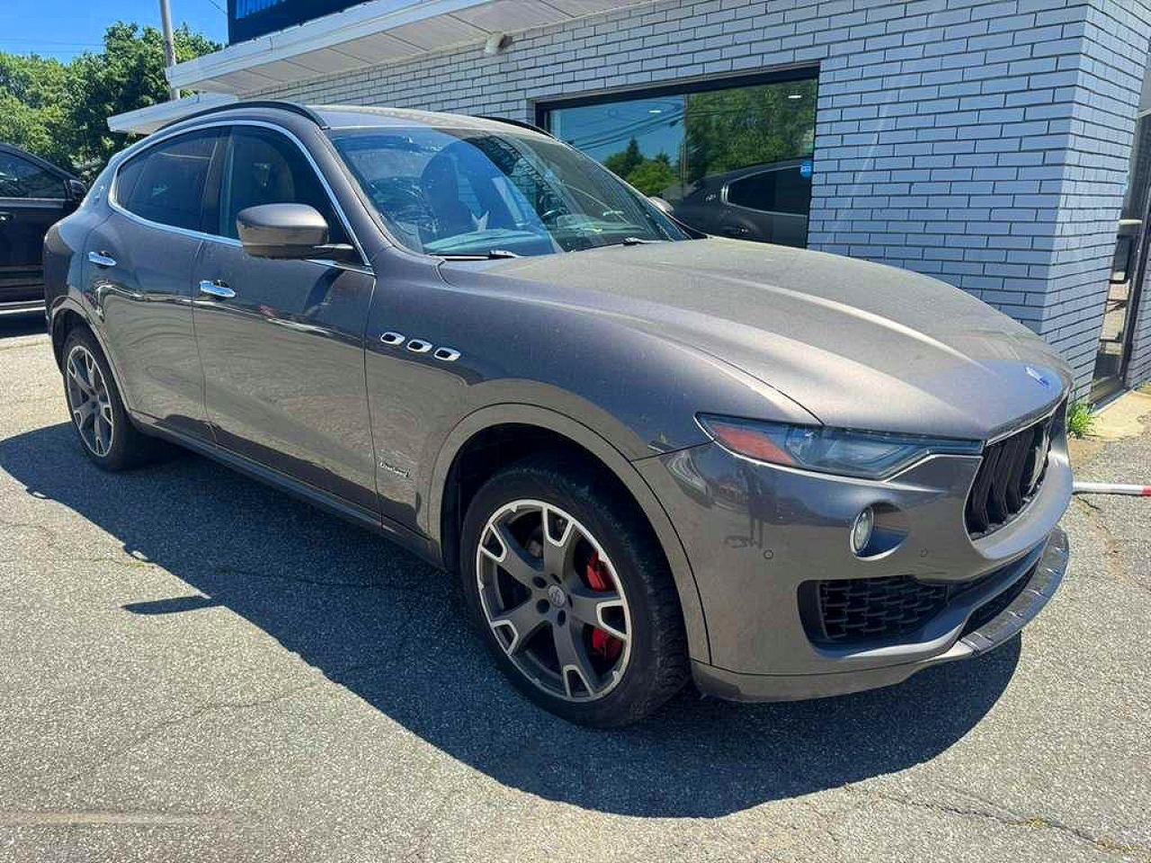 2018 MASERATI LEVANTE S SPORT  