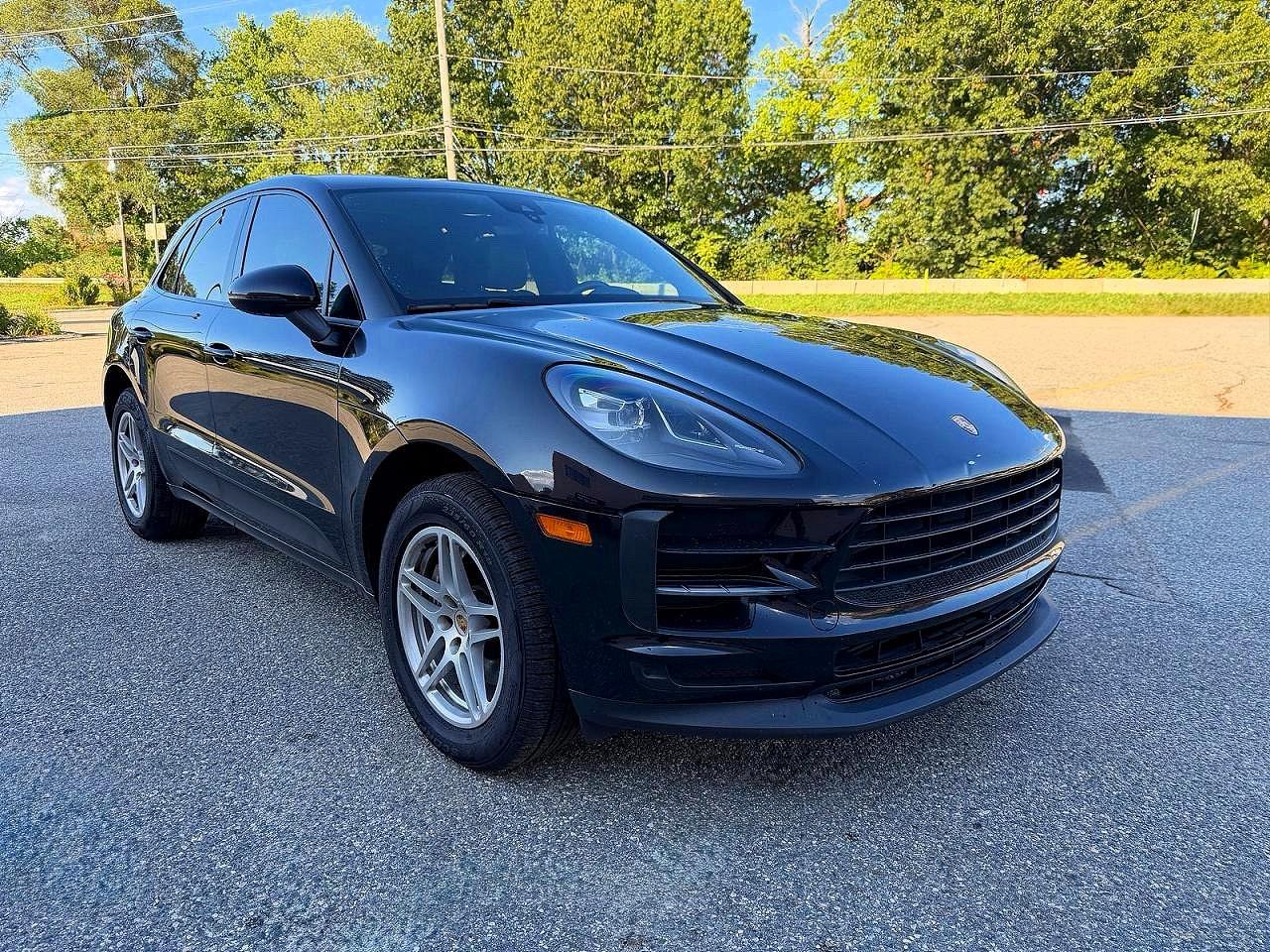 2021 PORSCHE MACAN   