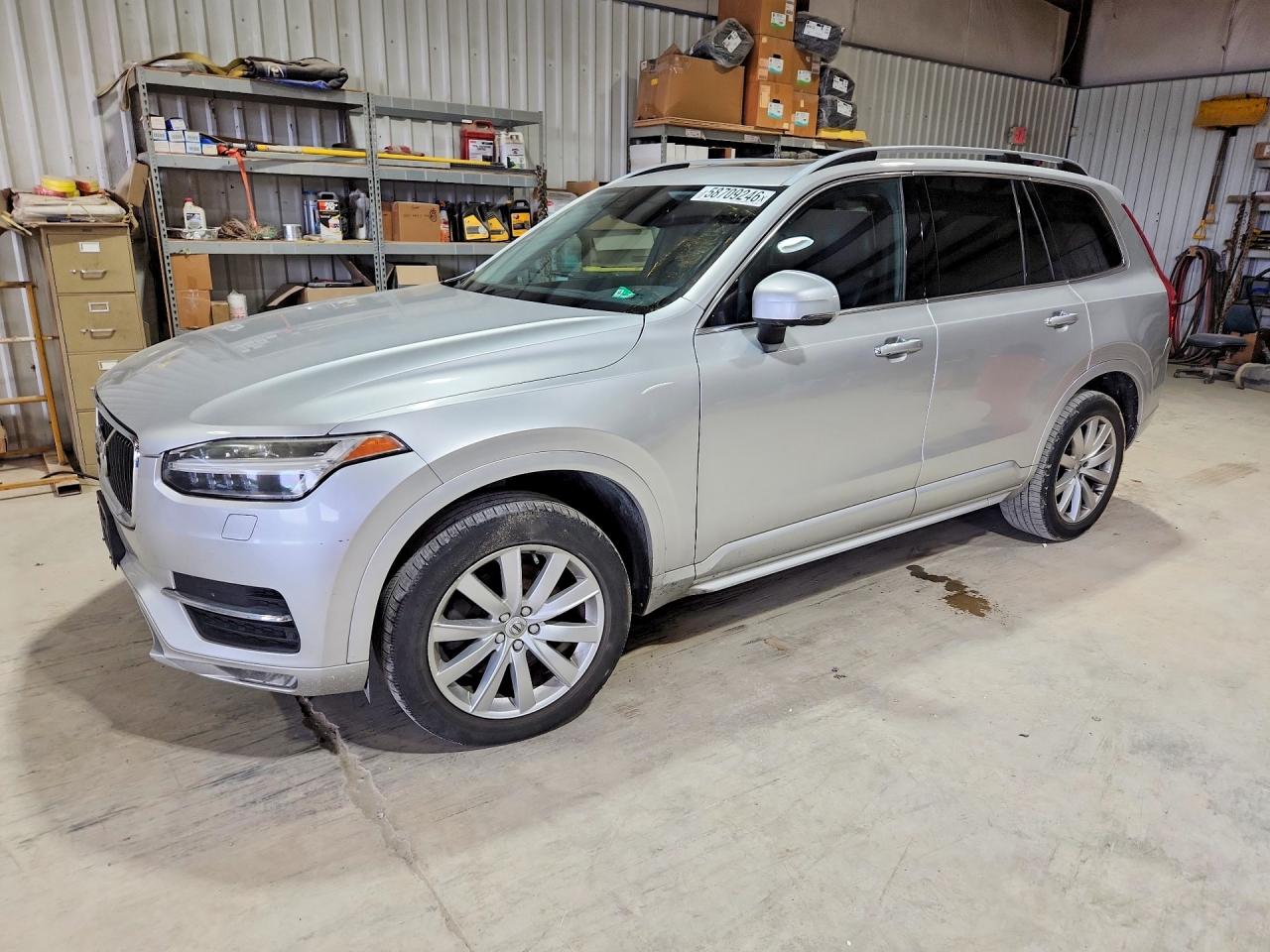 2016 VOLVO XC90 T6  