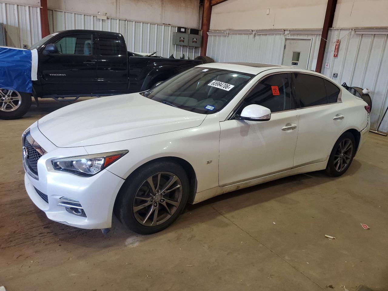 2015 INFINITI Q50 BASE  