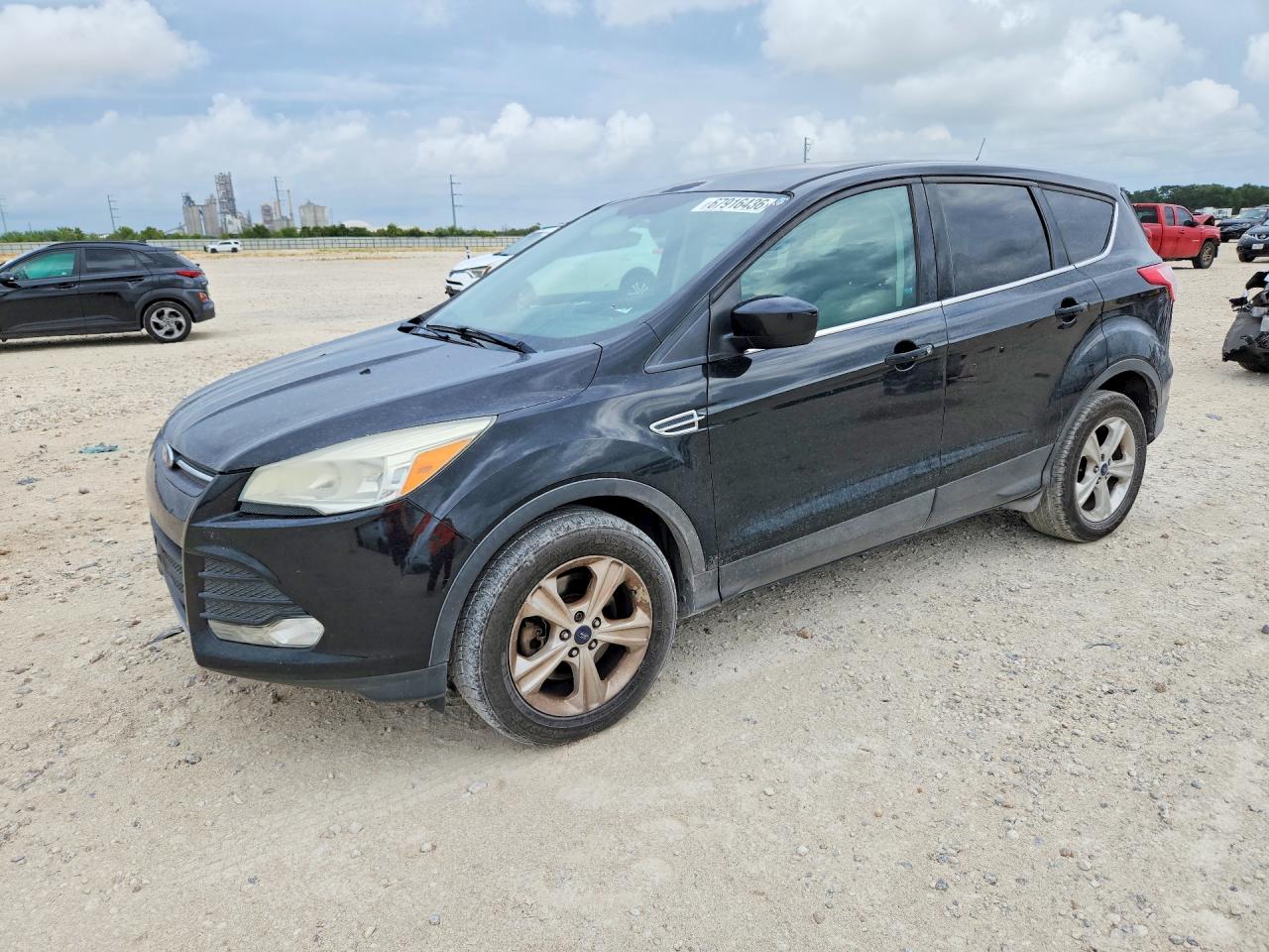 2015 FORD ESCAPE SE  