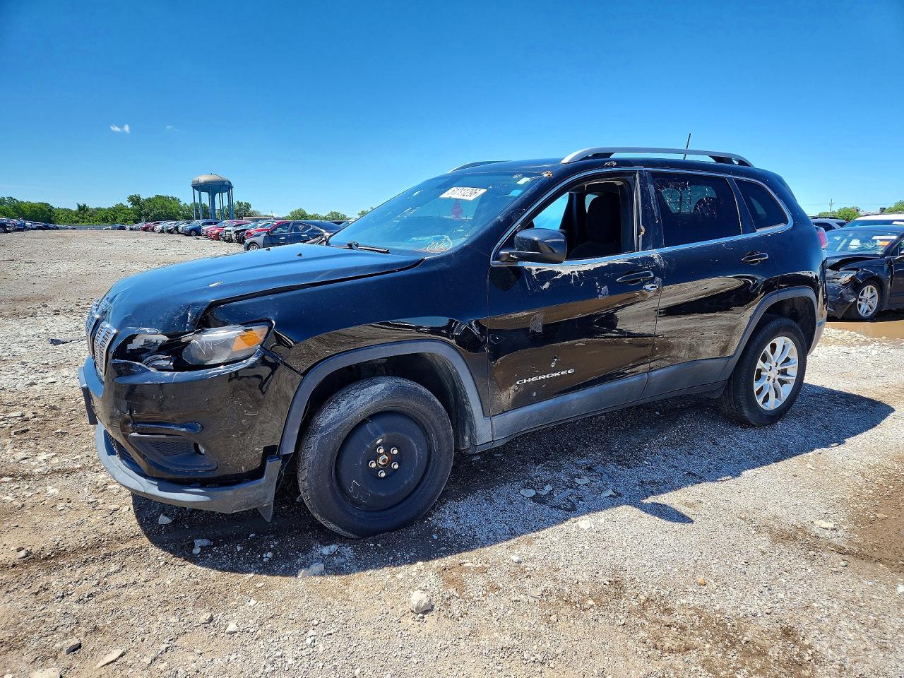 2019 JEEP CHEROKEE LATITUDE 4WD