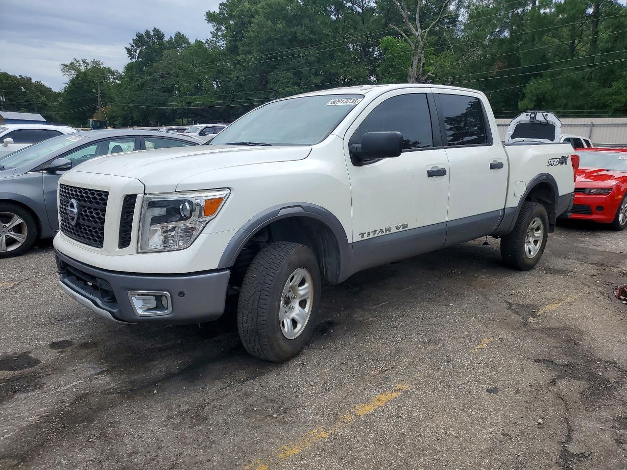 2018 NISSAN TITAN PRO-4X  