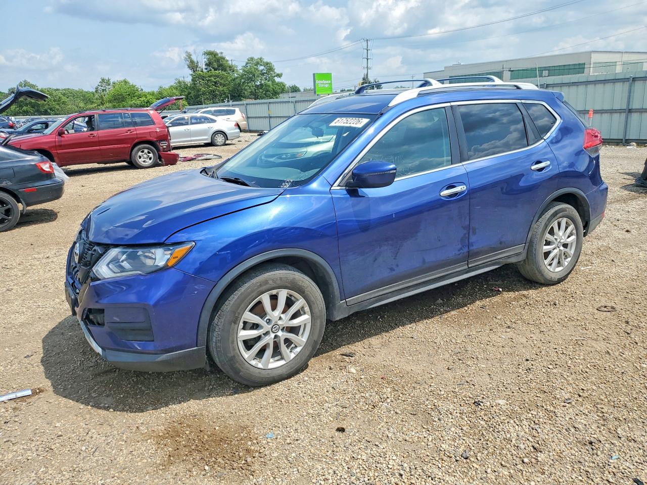 2017 NISSAN ROGUE SV  