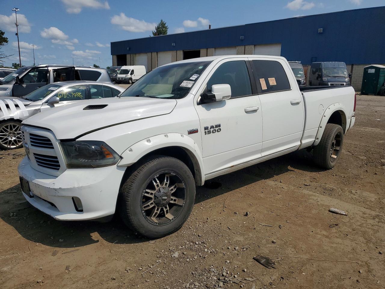 2015 RAM 1500 SPORT  