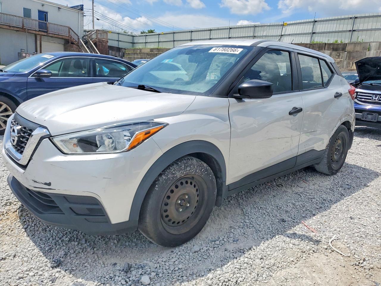 2020 NISSAN KICKS S  