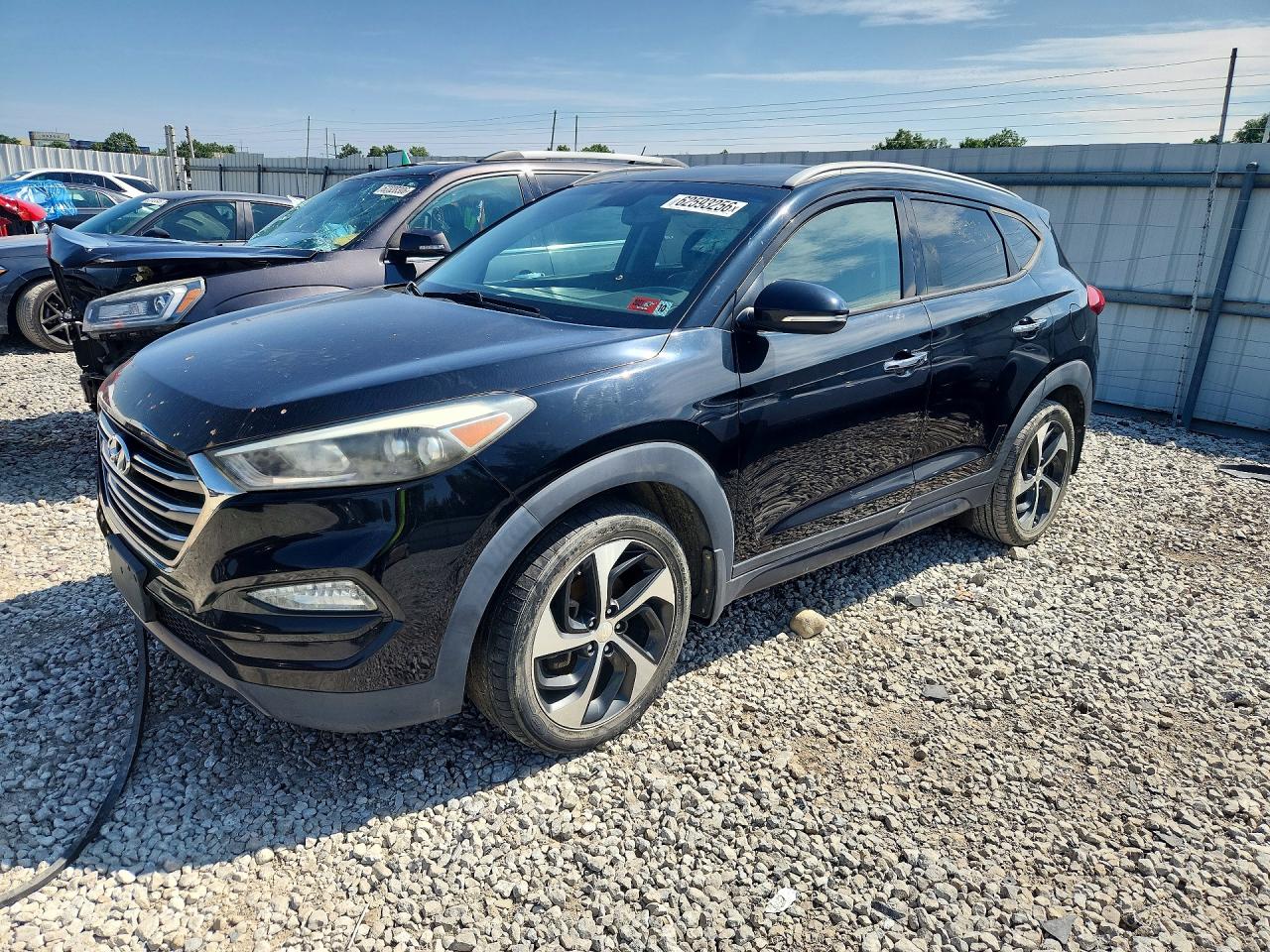 2016 HYUNDAI TUCSON LIMITED  