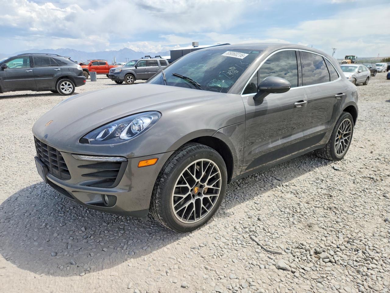 2018 PORSCHE MACAN S  