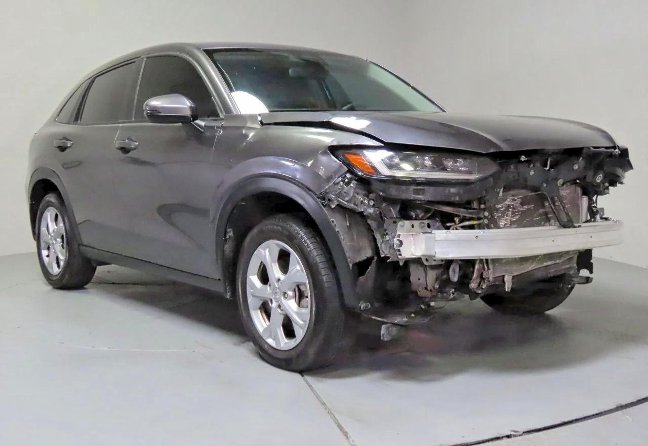 2024 HONDA HR-V LX  