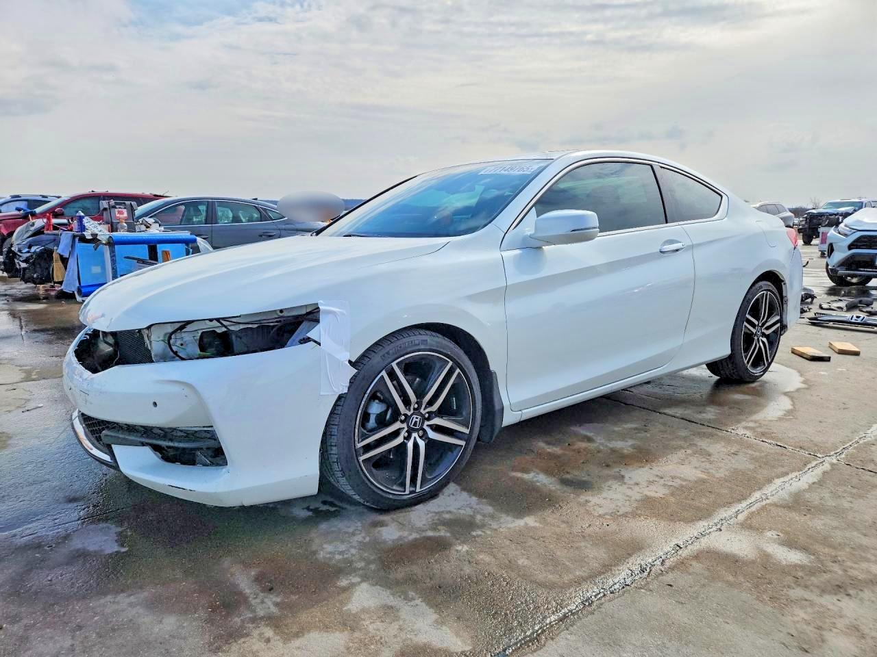2017 HONDA ACCORD TOURING  
