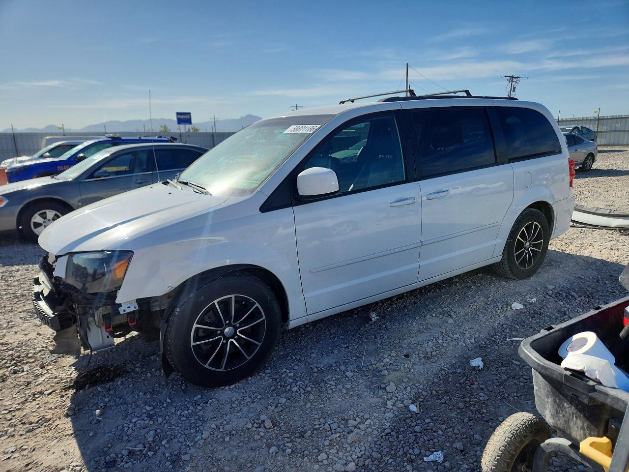 2017 DODGE GRAND CARAVAN GT  