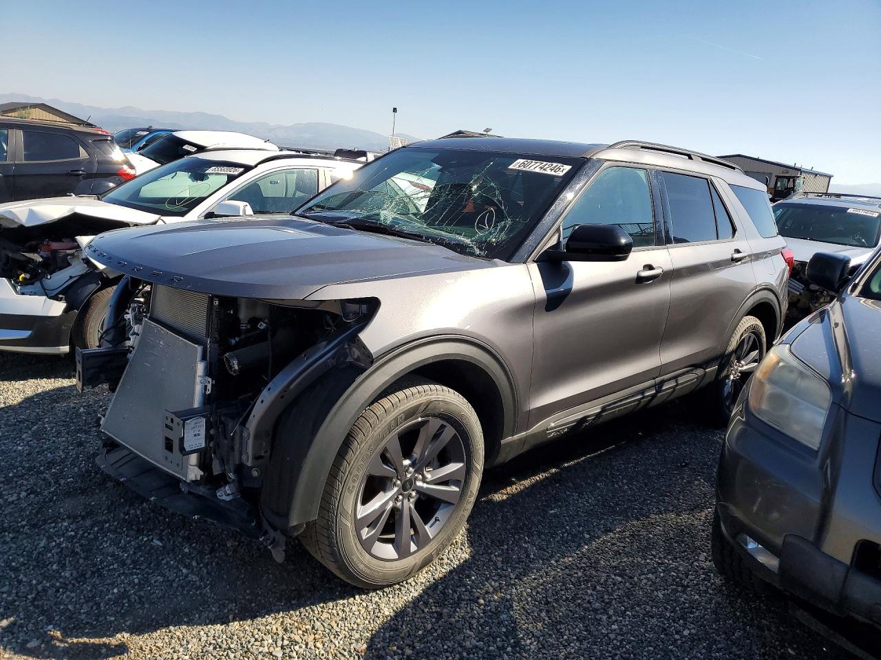 2022 FORD EXPLORER XLT  