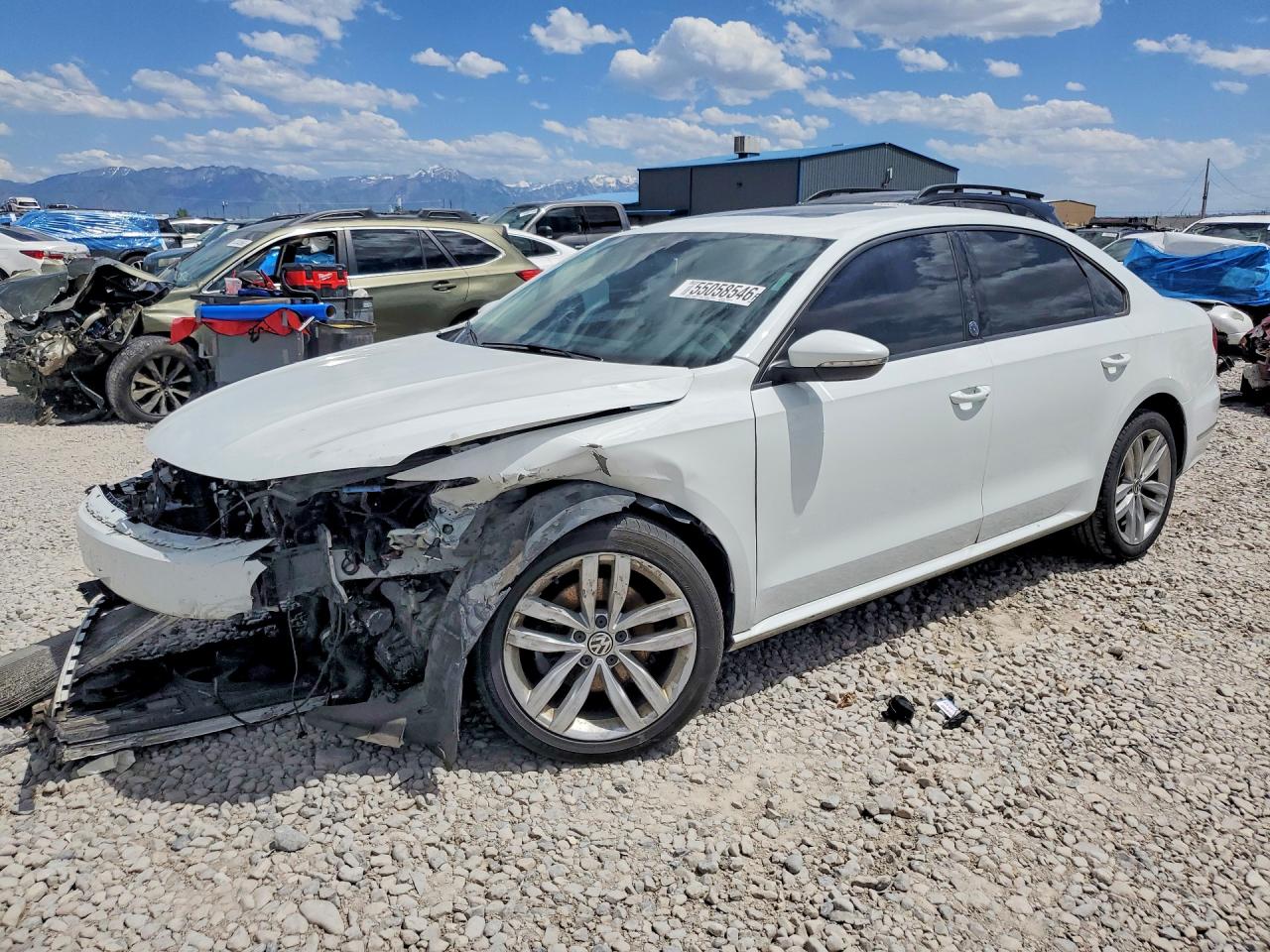 2019 VOLKSWAGEN PASSAT WOLFSBURG  